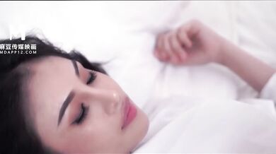 【麻豆传媒】mt-019 玷污纯欲邻家少女 雪莉